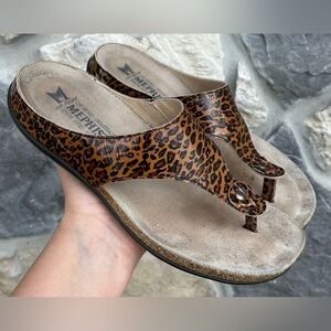 Mephisto Helen Sandals Size 39 (US 9) Toe Post Comfort Slip On Animal Print